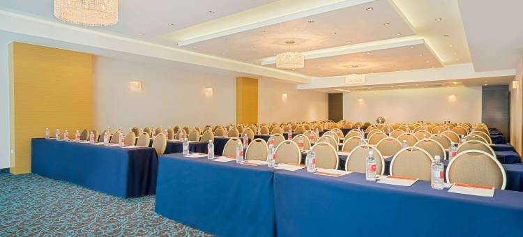 巴拿马城蓬塔帕西菲华美达广场酒店(Ramada Plaza by Wyndham Panama Punta Pacifica)图片