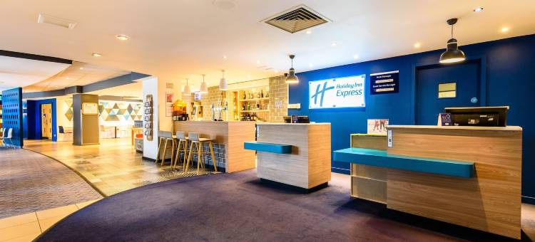 朴次茅斯冈沃夫码头智选假日酒店(Holiday Inn Express Portsmouth - Gunwharf Quays)图片