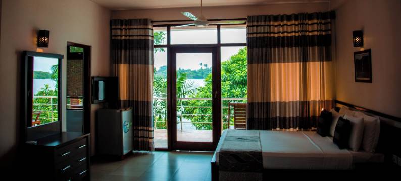 富士畔酒店(Riverside Inn Fuji)图片