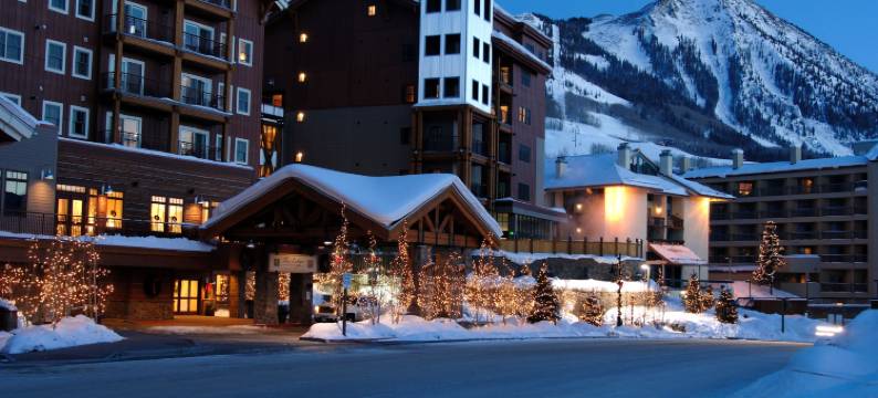 登山广场度假村(The Lodge at Mountaineer Square)图片