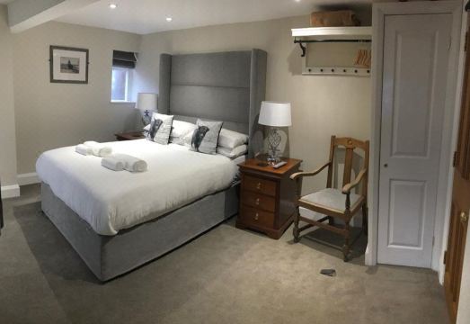 The Bulls HeadOver view