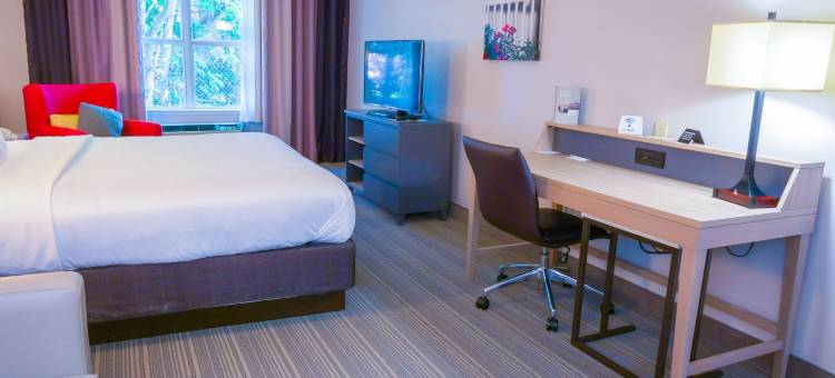 伯灵顿伊隆丽怡酒店(Country Inn & Suites by Radisson, Burlington (Elon), NC)图片