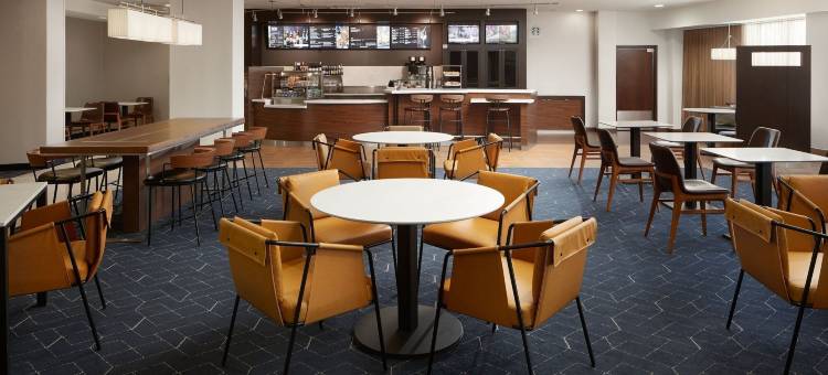 温彻斯特医疗中心万怡酒店(Courtyard Winchester Medical Center)图片