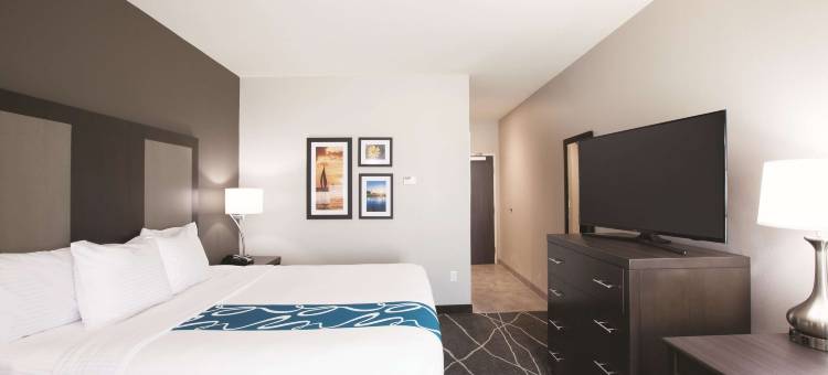 塔尔萨断箭市拉昆塔温德姆套房酒店(La Quinta Inn & Suites by Wyndham Tulsa Broken Arrow)图片