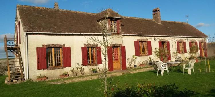 红色百叶窗拉隆格酒店(La Longère Aux Volets Rouges)图片