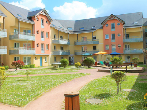 阿多尼斯格兰营地公寓 - 德索拉岛住宅