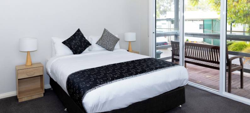 墨尔本机场旅游村酒店(Airport Tourist Village Melbourne)图片