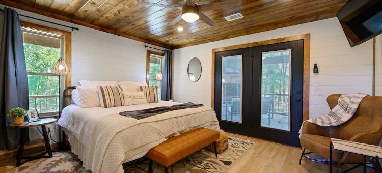 Insta-Worthy Cabin w/Heated Pool/Hot Tub/Arcade/Slide/Fire Pit/Foosball/Swings图片