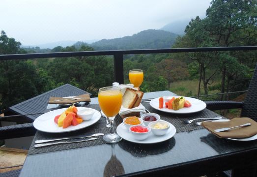 Sennya Resorts Hotel Overview