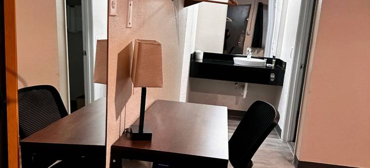 Studio City Suites, a Travelodge by Wyndham图片