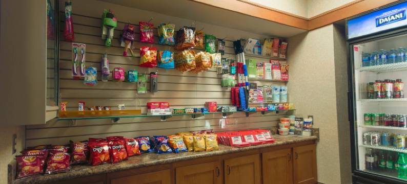 汉弗莱套房酒店(Humphry Inn and Suites)图片