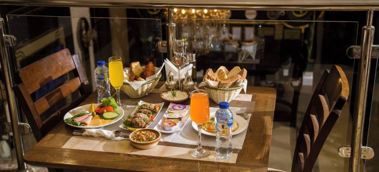 麦地那法拉杰阿尔酒店(Faraj Almadina Hotel)图片