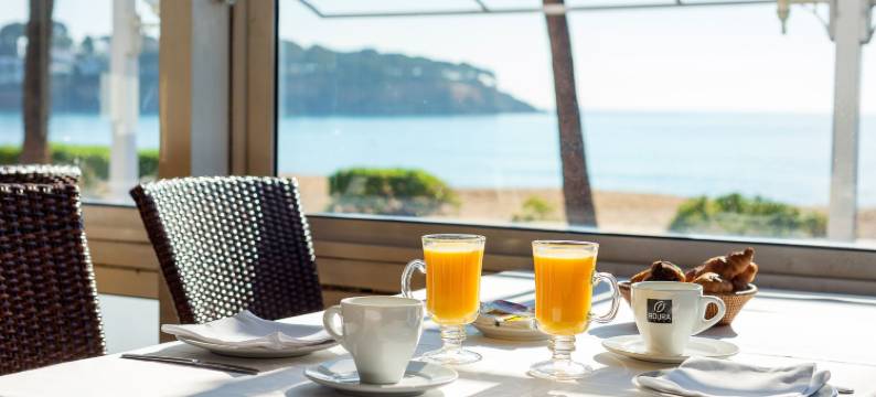 圣普尔酒店及餐厅(Hotel Restaurant Sant Pol)图片