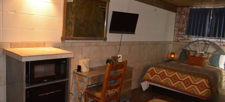 拉里亚特汽车旅馆(Lariat Motel)图片