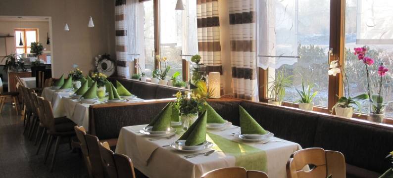 Rhön Sonnenhof酒店 - 餐厅和咖啡馆(Rhön-Hotel Sonnenhof -)图片