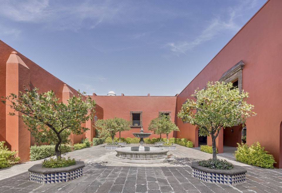 Fiesta Americana Hacienda Galindo Resort & SpaHotel Overview