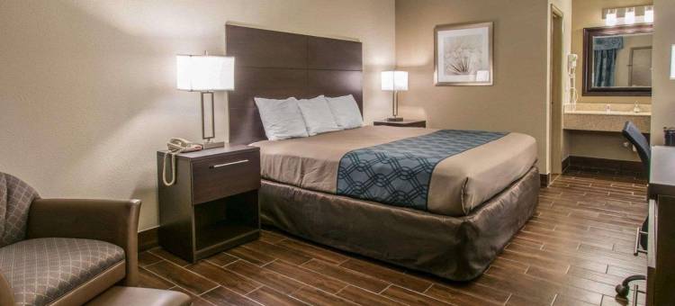德富尼亚克斯普林斯I-10伊克诺旅馆(Econo Lodge Defuniak Springs I-10)图片