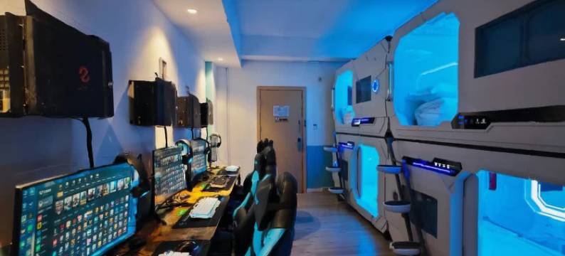 集品创客电竞酒店(中山火炬开发区店)图片