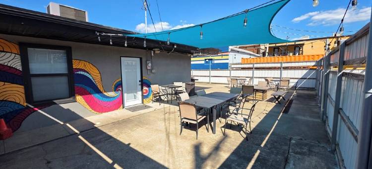 Downtown Tahlequah! Amazing Patio, Walkable to Restaurants/Bars, Wi-Fi +图片