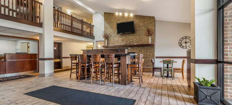 布卢明顿MSP机场呗盟套房酒店(Baymont by Wyndham Bloomington MSP Airport)图片