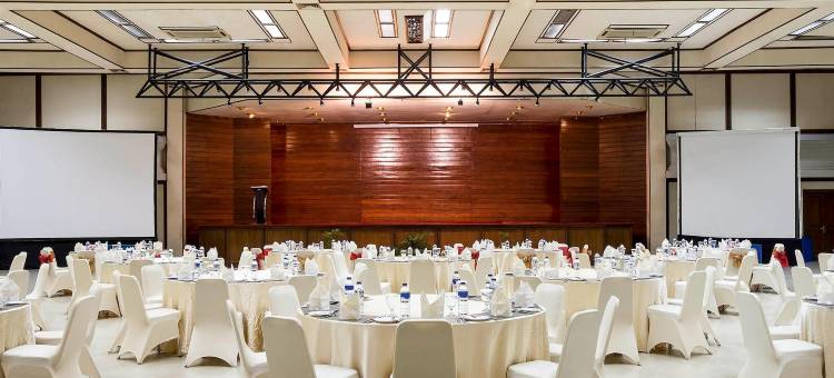 武吉丁宜画廊大酒店(Grand Gallery Hotel Bukittinggi)图片