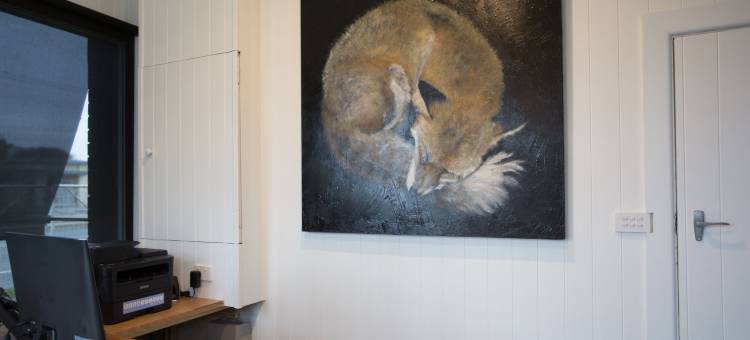 逃跑狐狸 - 基尔摩汽车旅馆(Fox on the Run - Motel Kilmore)图片