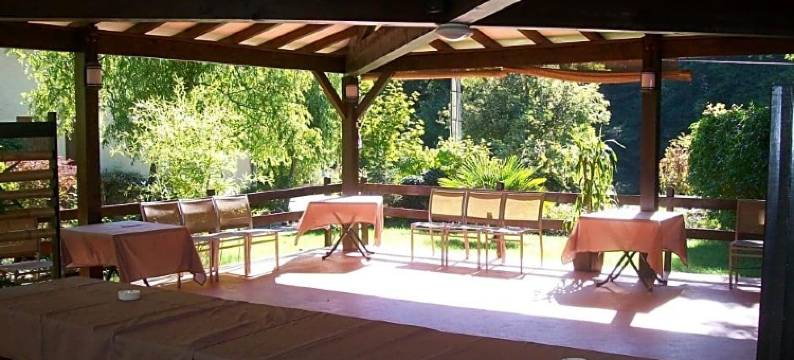 拉卡斯卡德酒店(Logis Hôtel la Cascade - Lyon Nord)图片