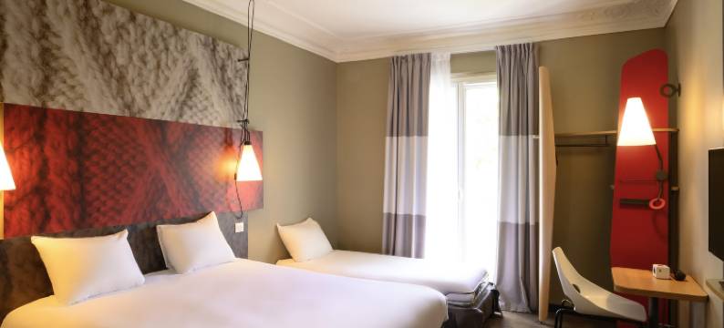 巴黎15区蒙帕纳斯大厦宜必思酒店(Ibis Paris Tour Montparnasse 15EME)图片