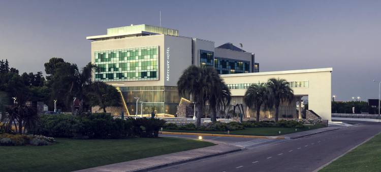 圣塔罗沙拉庞帕美居酒店(Mercure Santa Rosa la Pampa)图片