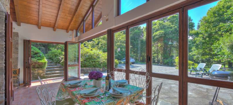 Villa Il Castagno浴室从海滩几分钟(Villa Il Castagno Few Min from Beach - Happy Rentals)图片