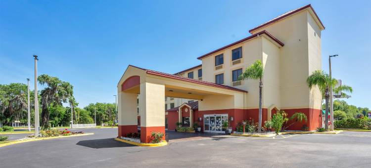 佛罗里达州利斯堡蔚景温德姆酒店(Wingate by Wyndham Leesburg Florida)图片