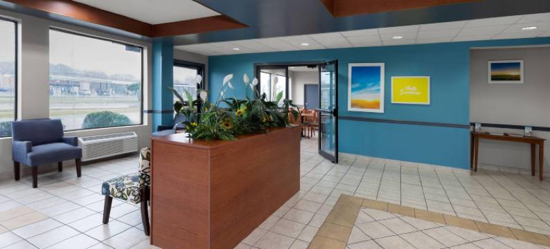 西福德戴斯套房酒店(Days Inn & Suites by Wyndham Seaford)图片