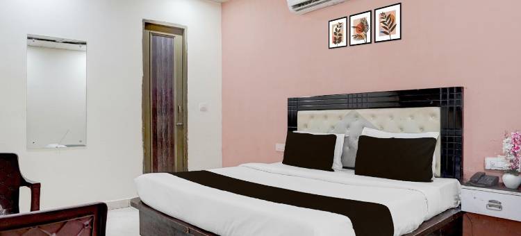 Super Hotel O by OYO Zirakpur City Court Complex Formerly the Platinum图片