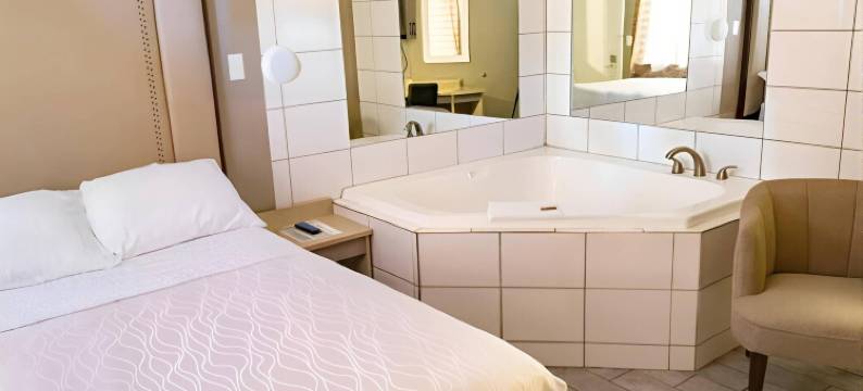 尤马伊克诺套房旅馆(Econo Lodge Inn & Suites)图片