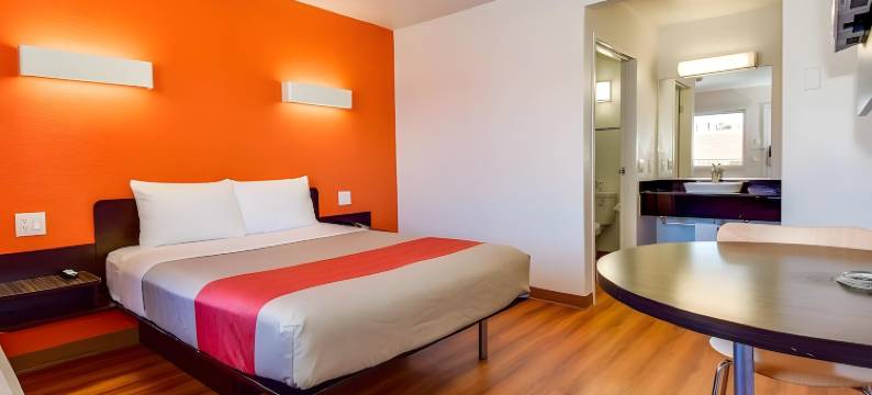 加利福尼亚里布市 - 汤加利福尼亚大学 6号汽车旅馆(Motel 6 Riverside, CA - UCR East)图片