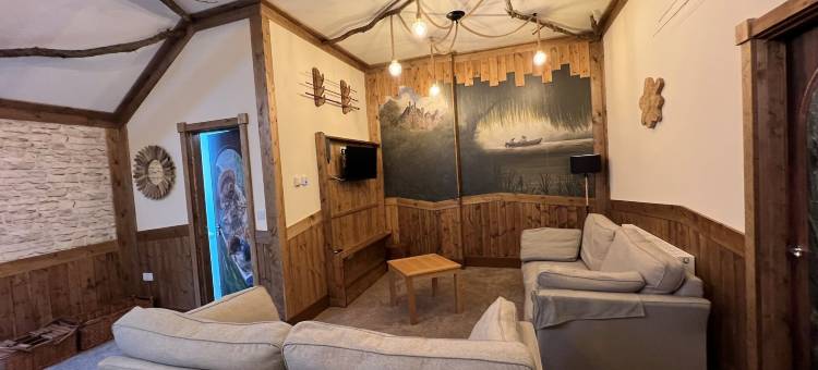 马特洛克巴斯格列佛度假村(Explorers Retreat Matlock Bath)图片