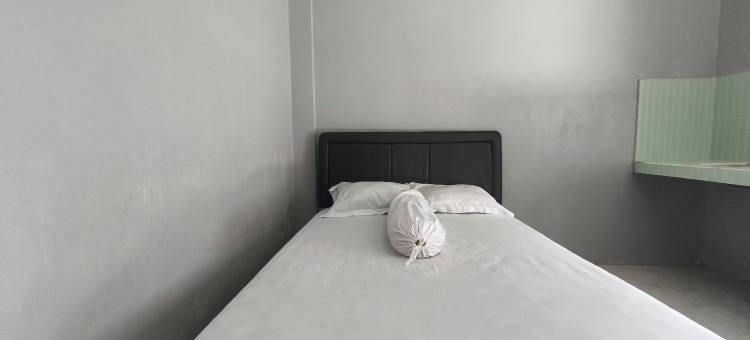 OYO 95170 普尔纳玛巴鲁伊斯兰旅馆(OYO 95170 Purnama Baru Syariah)图片