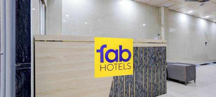FabHotel Shivangan - 距离班克比哈里庙200米，弗林达文(FabHotel Shivangan - 200M from Banke Bihari Temple, Vrindavan)图片