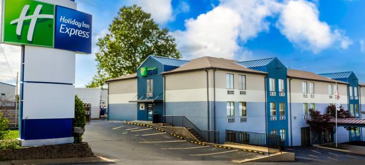 Holiday Inn Express 欧塞奇比奇(Holiday Inn Express OSAGE BCH - LAKE OF THE OZARKS by IHG)图片