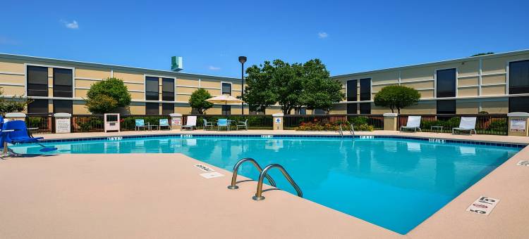 Holiday Inn 兰伯顿 by IHG(Holiday Inn LUMBERTON NORTH - I-95 by IHG)图片