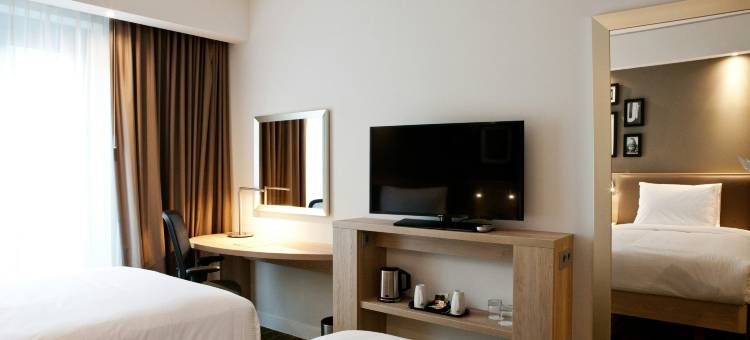多特蒙德凤凰河希尔顿欢朋酒店(Hampton by Hilton Dortmund Phoenix See)图片