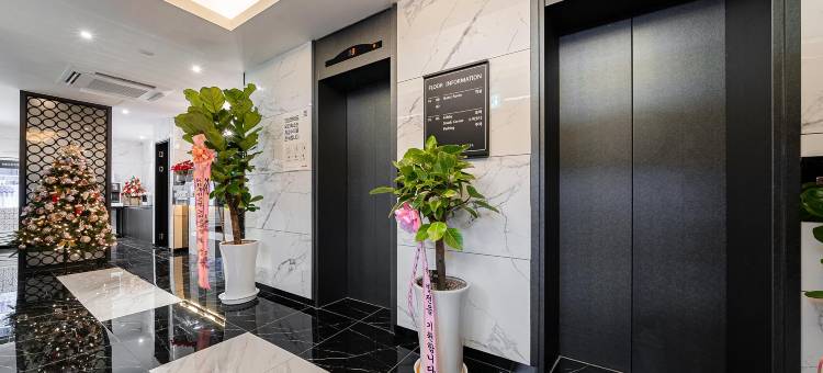 Yongin Hotel Moonrise图片