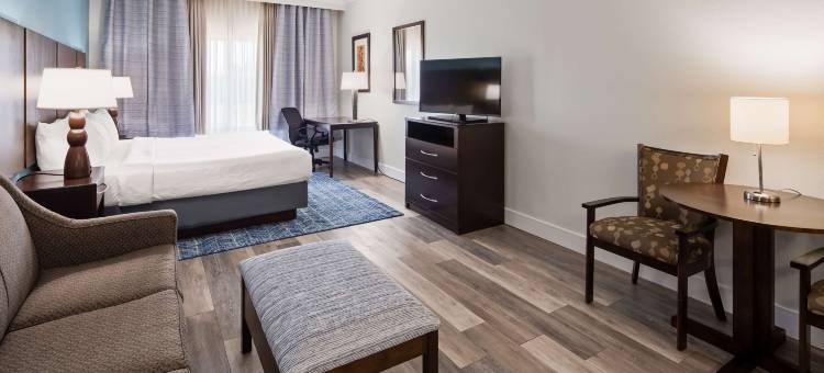 威尼斯市贝斯特韦斯特优质大使优质套房酒店(Best Western Plus Ambassador Suites Venice)图片