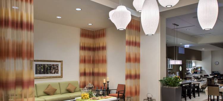 芝加哥市中心河滨步道希尔顿花园酒店(Hilton Garden Inn Chicago Downtown Riverwalk)图片