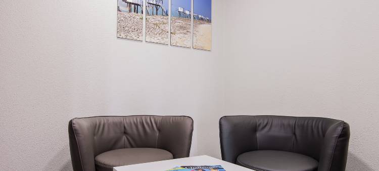 B&B 鲁瓦扬拉帕尔米雷酒店(B&B Hotel Royan la Palmyre)图片