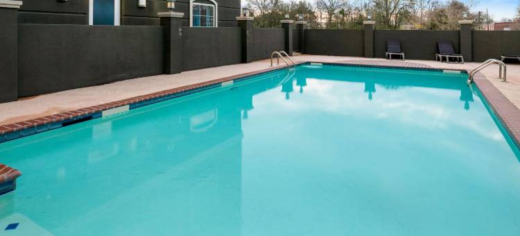 温德姆旗下拉昆塔温德姆酒店套房-布鲁萨尔-拉斐特地区(La Quinta Inn & Suites by Wyndham Broussard - Lafayette Area)图片