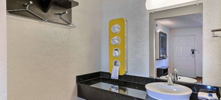 普莱森顿6号汽车旅馆(Motel 6 Pleasanton, CA)图片