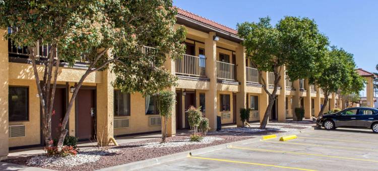 瓦朱卡堡罗德威酒店(Rodeway Inn Near Ft Huachuca)图片