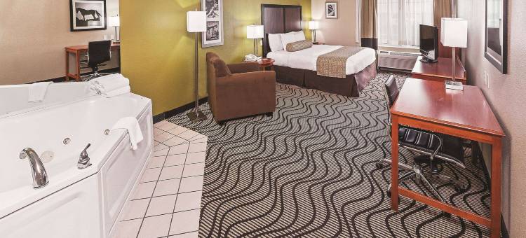 科珀斯克里斯蒂西北拉昆塔温德姆套房酒店(La Quinta Inn & Suites by Wyndham Corpus Christi Northwest)图片