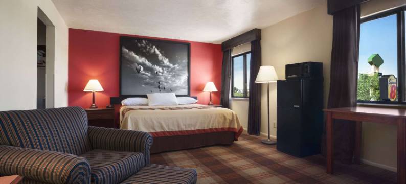 爱达荷福尔斯速8酒店(Super 8 by Wyndham Idaho Falls)图片